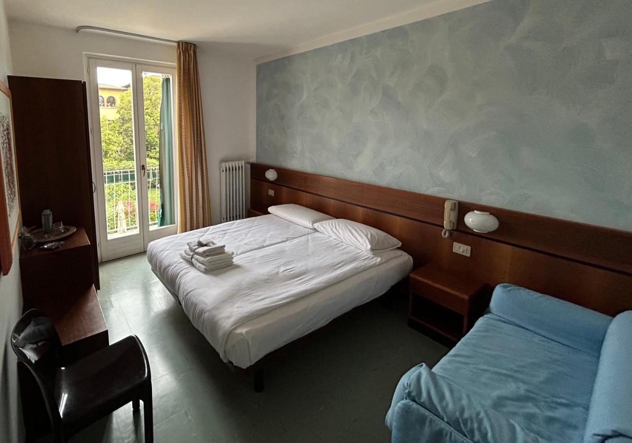 Albergo Da Pina Lazise Exterior foto